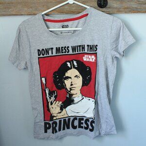 Character.com Star Wars Princess Leia Size S Tshirt